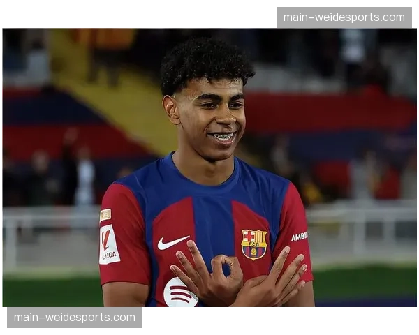 亚马尔16岁贡献13球14助,成巴萨本赛季最大惊喜新星 亚马尔16岁贡献13球14助,成巴萨本赛季最大惊喜新星