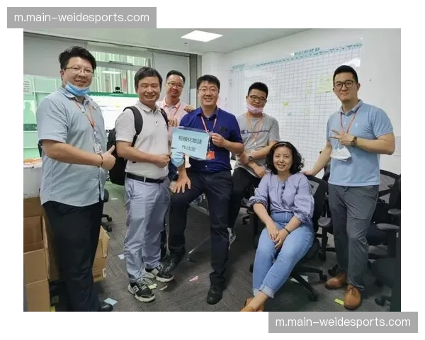 霍金斯决赛两阶段掌控节奏 7比1梦幻开局奠定夺冠基础